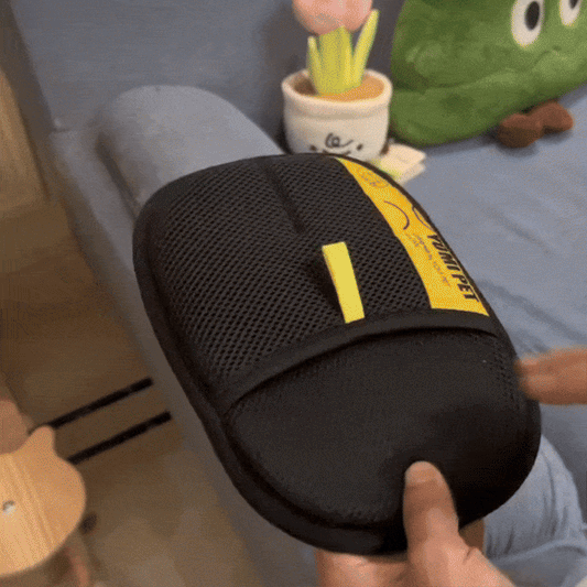 Pet Hair Removal Glove for Cats and Dogs | The Magic Brush